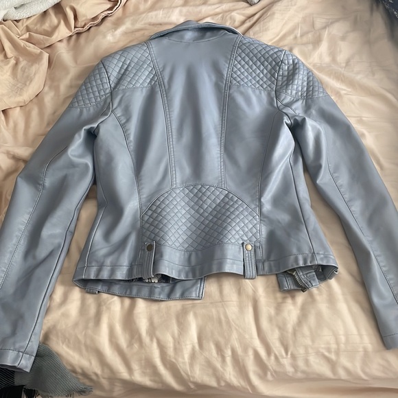 Womens black Rivet leather jacket - Picture 2 of 4